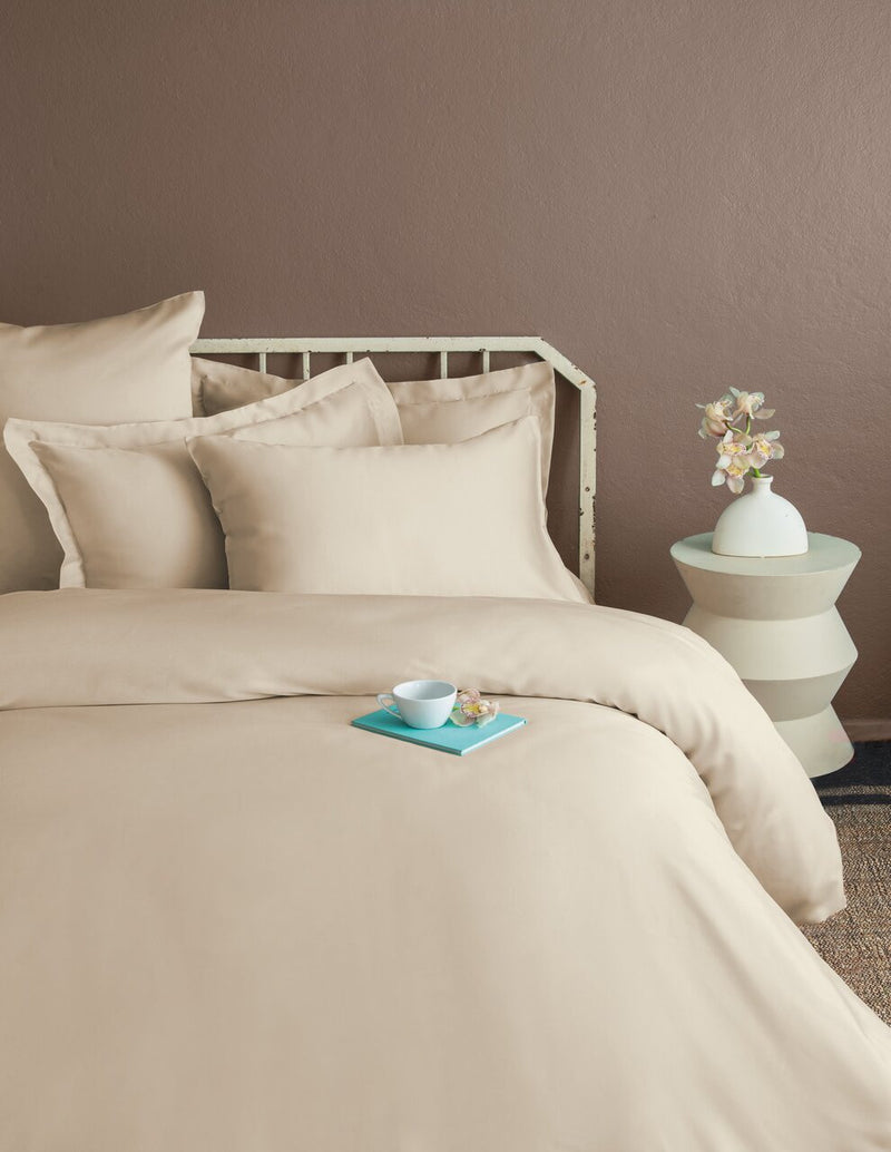 Simply Satin Orchid Beige - Sofisticarea Simplă În Tonuri Pudrate