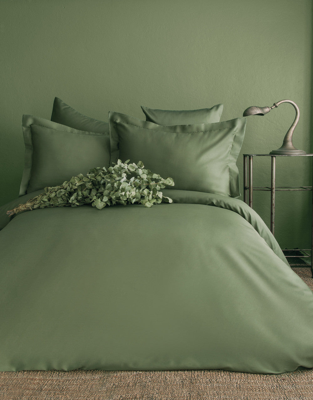 Simply Satin Forest -  Armonia Naturii În Tonuri De Verde