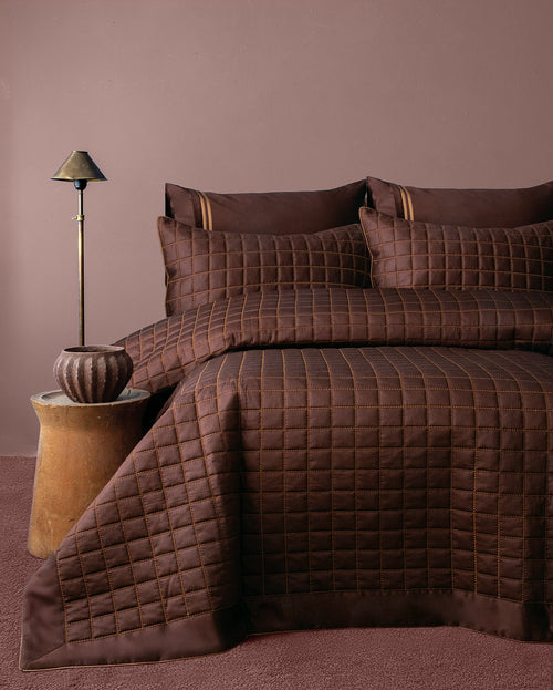 Boligia Brown - Geometria confortului absolut