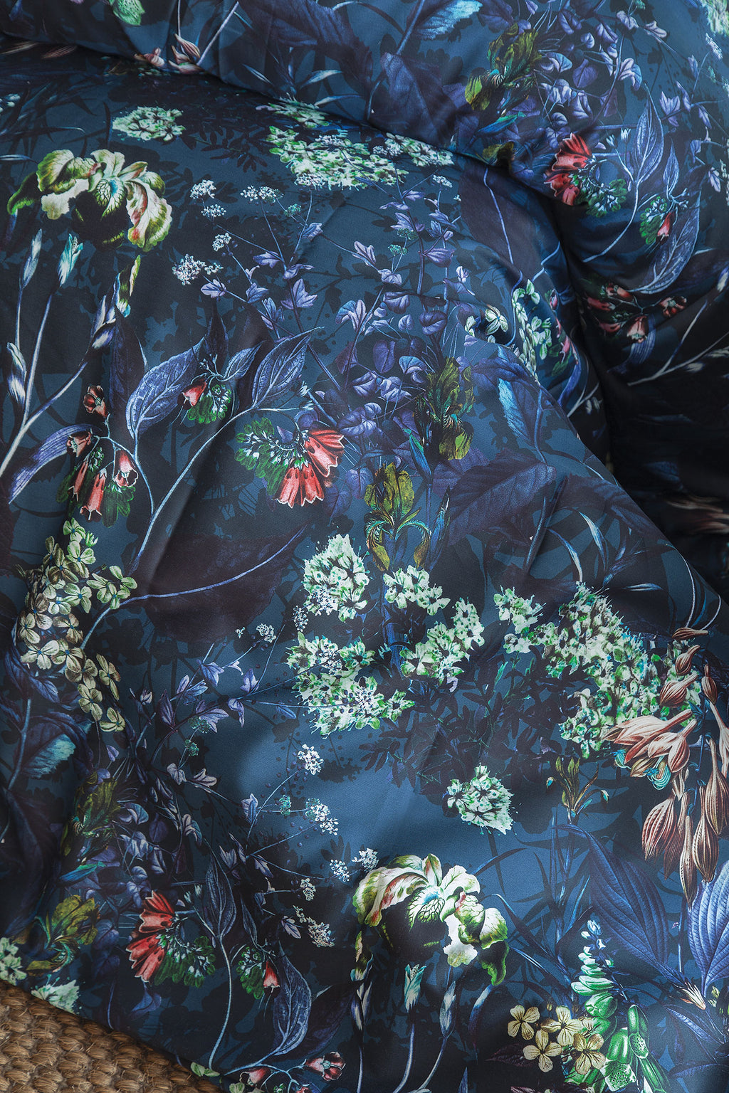 Mezza - Poveste florală în lumini de seară