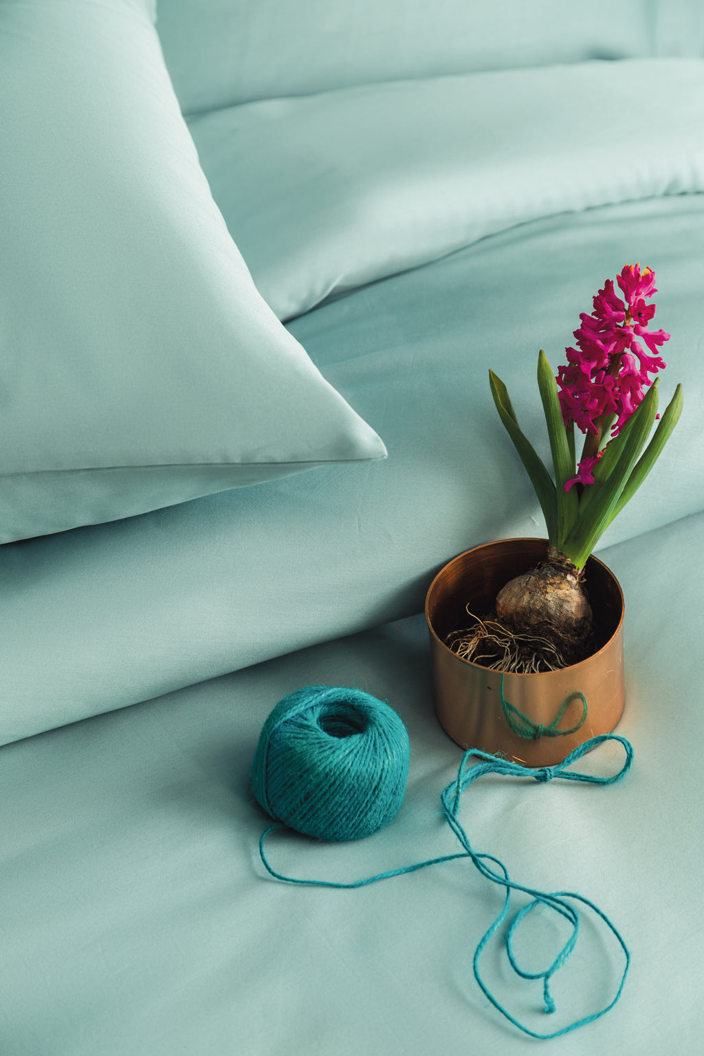 Simply Satin Mint Blue - Seninătatea Albastrului, Rafinament În Fiecare Fir