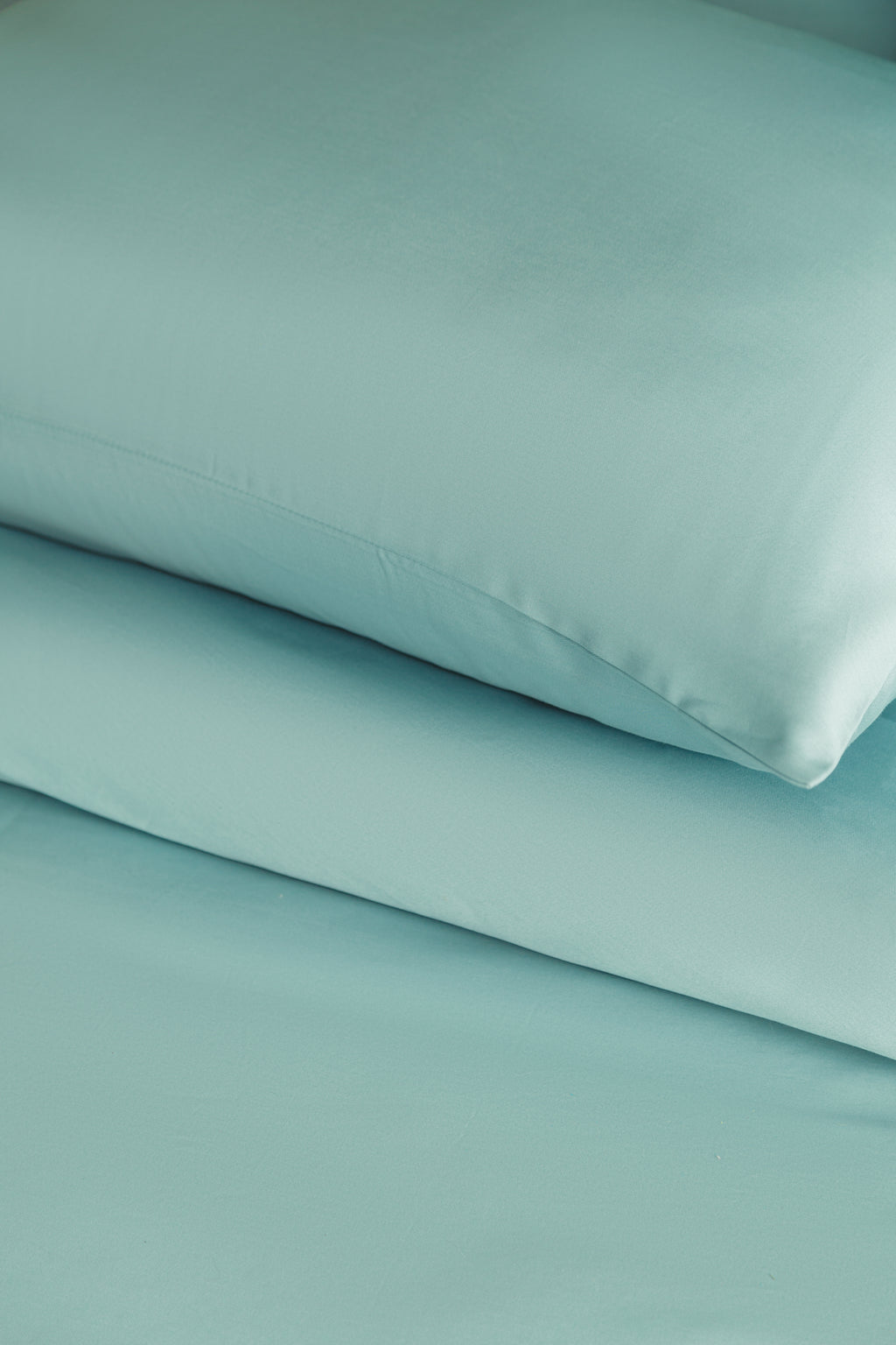Simply Satin Mint Blue - Seninătatea Albastrului, Rafinament În Fiecare Fir